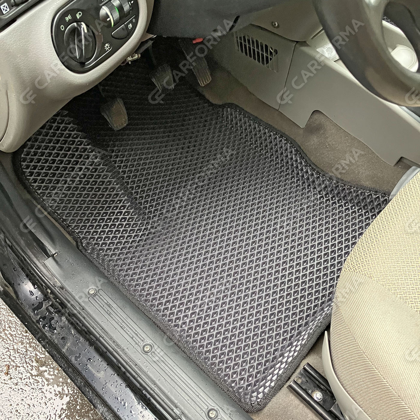 Коврики на Lada (ВАЗ) Granta 2011&nbsp;-&nbsp;2026 в Екатеринбурге