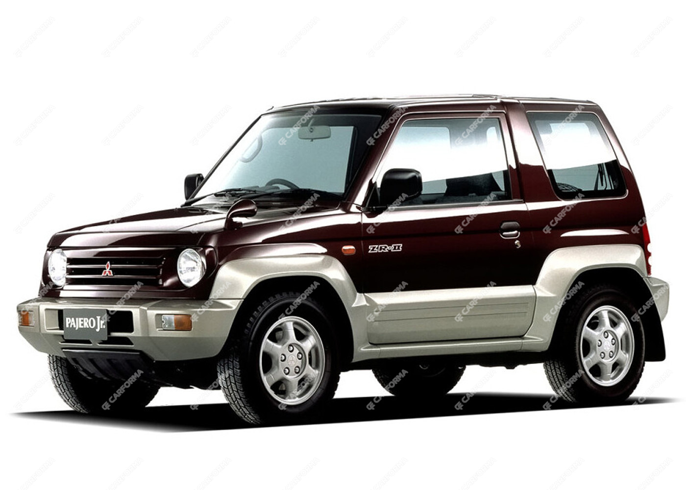 Коврики на Mitsubishi Pajero Junior 1995 - 1998 на заказ с доставкой в Паттайя, Чонбури, Тайланд
