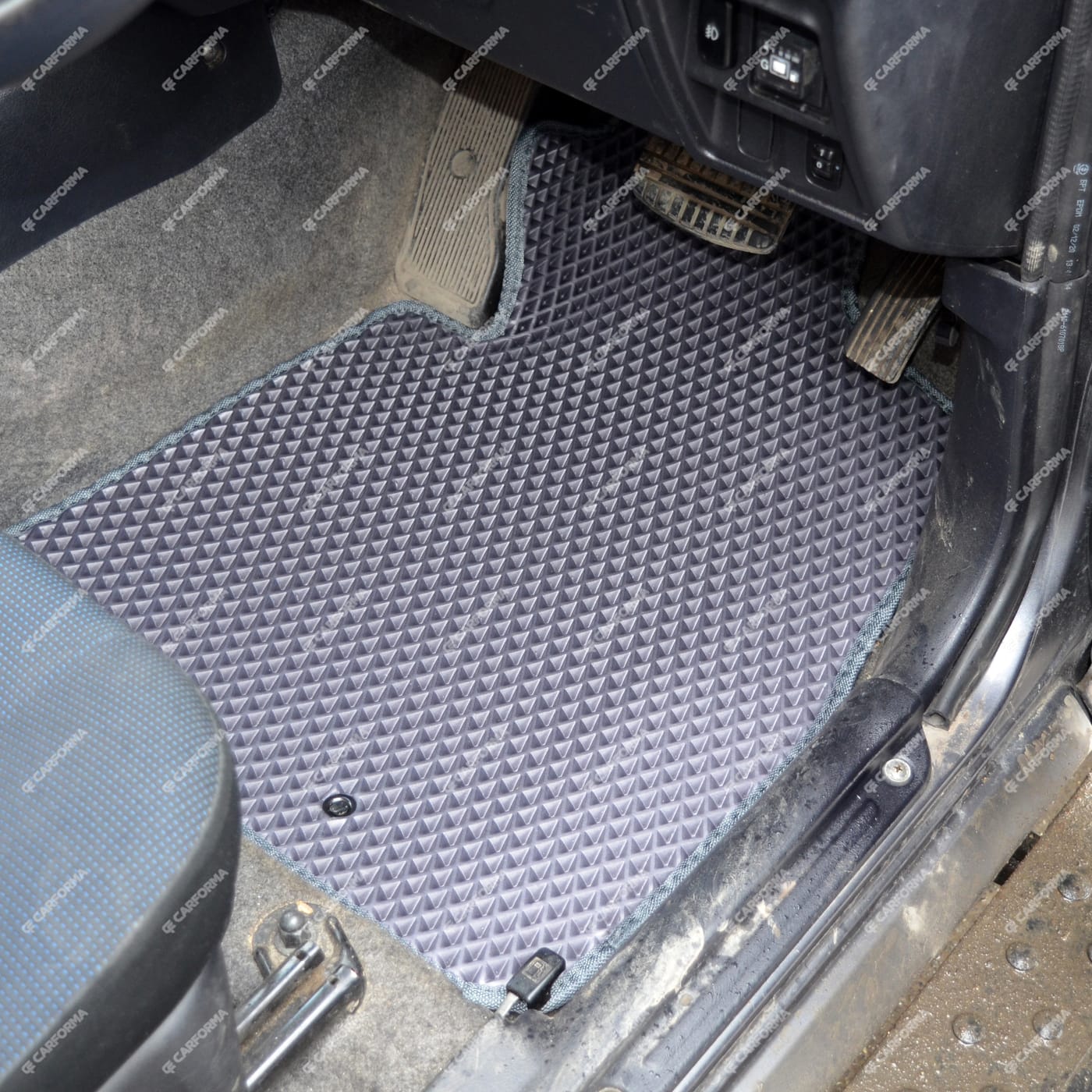 Ворсовые коврики на Nissan Kix 2008 - 2012 в Екатеринбурге