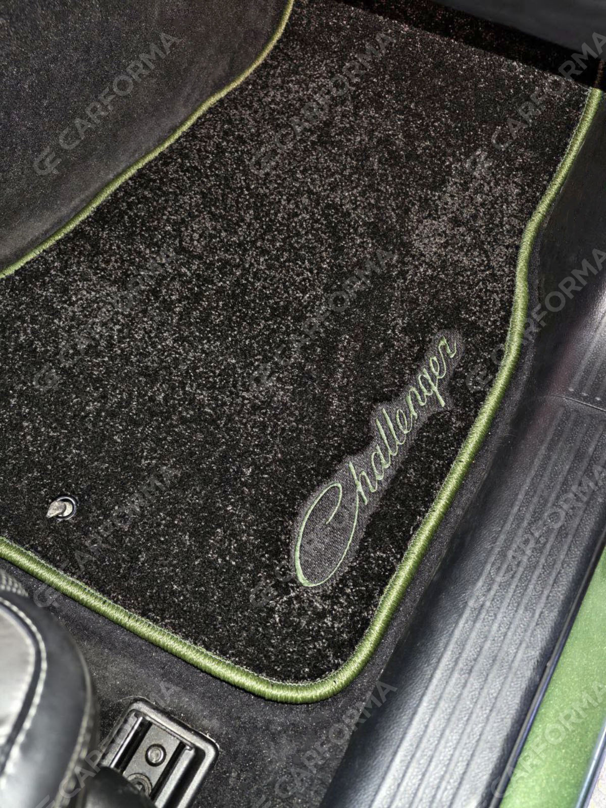 Коврики на Dodge Challenger III 2008&nbsp;-&nbsp;2023 в Екатеринбурге