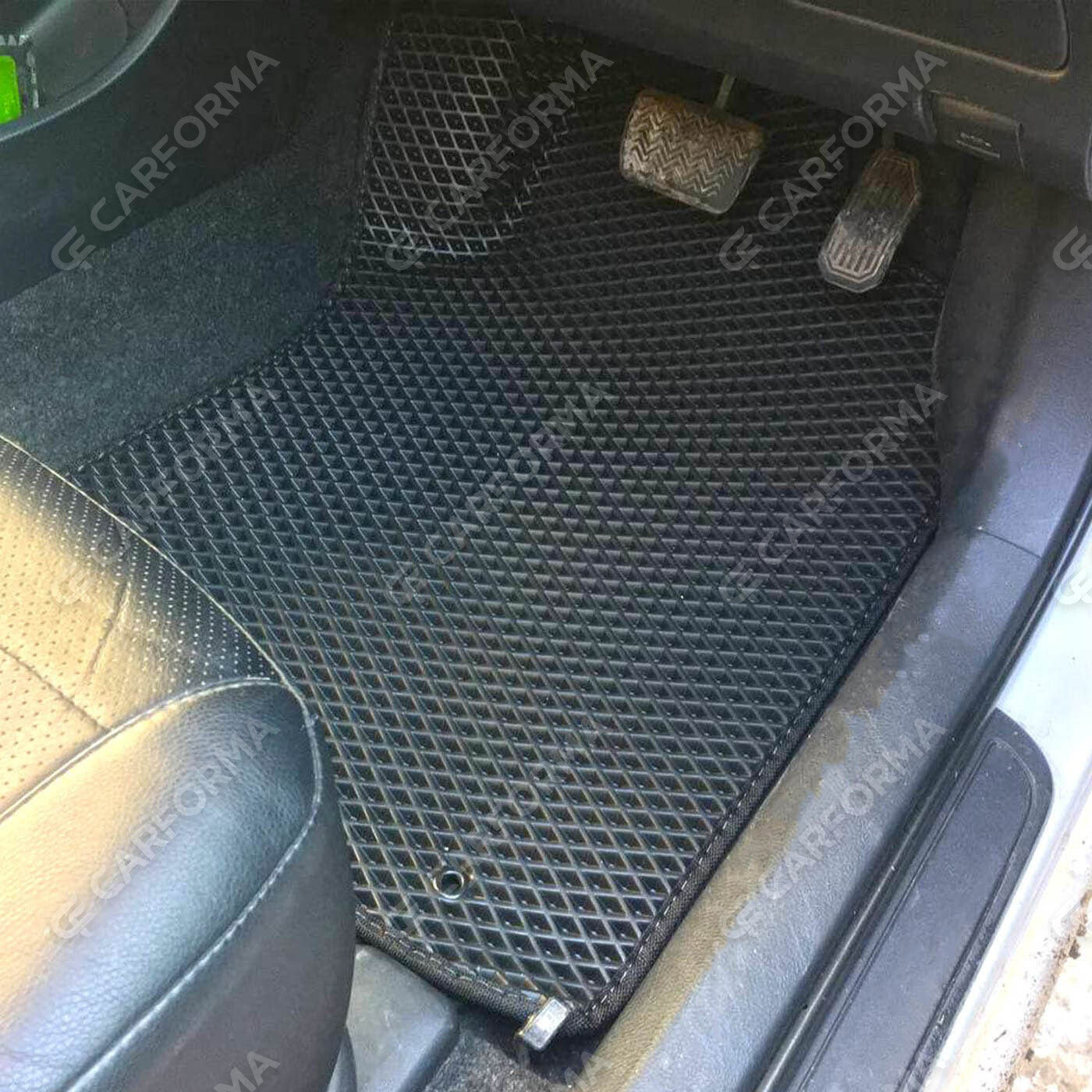 Коврики на Toyota Corolla Fielder (E14) 2006&nbsp;-&nbsp;2012 в Екатеринбурге