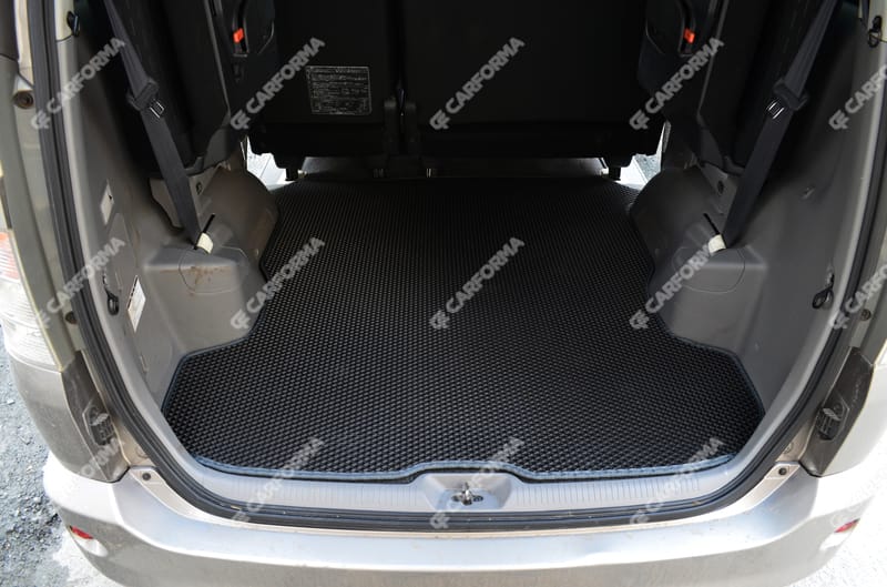 Коврики на Toyota Noah (R60) 2001 - 2007 в Екатеринбурге