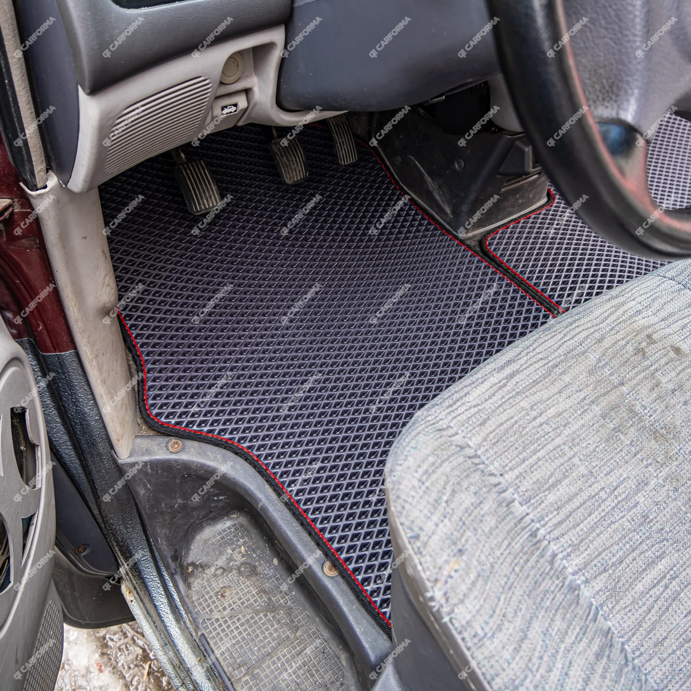 Ворсовые коврики на Mitsubishi Space Gear 1994 - 2007 в Екатеринбурге