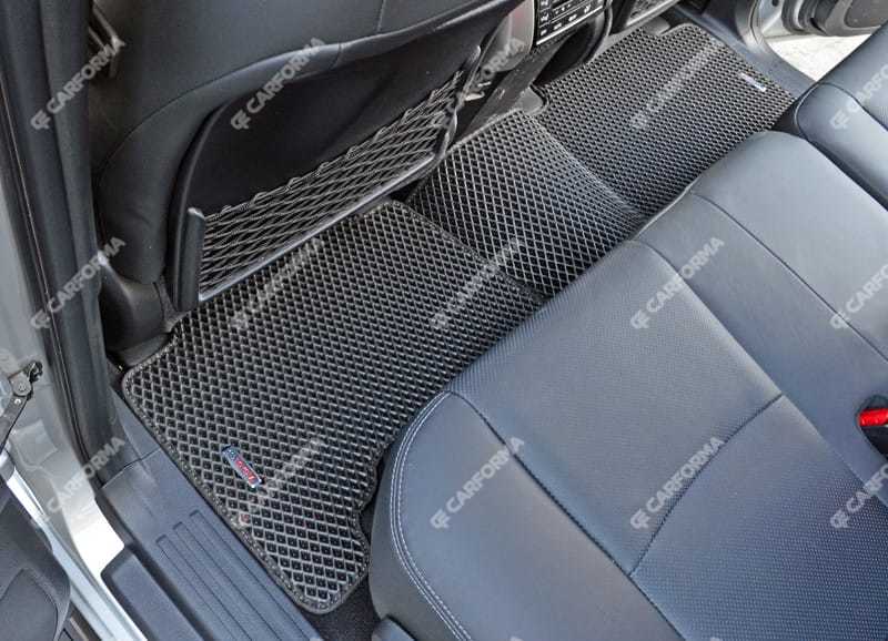 Ворсовые коврики на Toyota Land Cruiser Prado 150 2009 - 2023 в Екатеринбурге