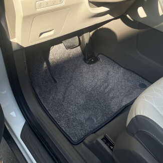 Коврики на KIA Carnival IV 8 мест 2020 - 2025 в Екатеринбурге Коврики на KIA Carnival IV 8 мест 2020 - 2025 в Екатеринбурге