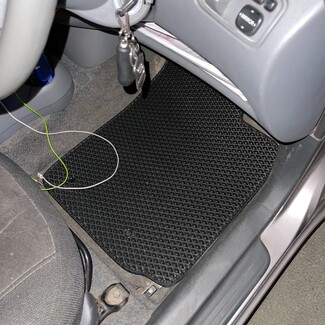 EVA коврики на Toyota Vitz I 1998 - 2005 в Екатеринбурге EVA коврики на Toyota Vitz I 1998 - 2005 в Екатеринбурге
