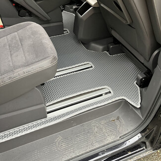 EVA коврики на Volkswagen Multivan (T7) 2021&nbsp;-&nbsp;2026 в Екатеринбурге
