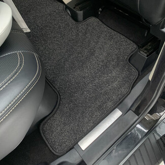 EVA коврики на Land Rover Range Rover Sport I 2005 - 2013 в Екатеринбурге EVA коврики на Land Rover Range Rover Sport I 2005 - 2013 в Екатеринбурге