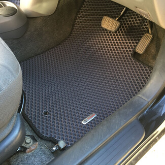 EVA коврики на Toyota Vitz I 1998 - 2005 в Екатеринбурге EVA коврики на Toyota Vitz I 1998 - 2005 в Екатеринбурге