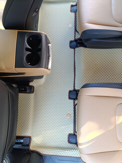 Коврики на KIA Carnival IV 9 мест 2020 - 2025 в Екатеринбурге Коврики на KIA Carnival IV 9 мест 2020 - 2025 в Екатеринбурге