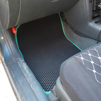 Коврики на Toyota Corolla II (L50) 1994 - 1999 в Екатеринбурге Коврики на Toyota Corolla II (L50) 1994 - 1999 в Екатеринбурге