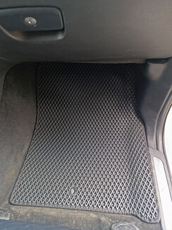 Коврики на Jeep Grand Cherokee (WK2) 2010 - 2022 в Екатеринбурге Коврики на Jeep Grand Cherokee (WK2) 2010 - 2022 в Екатеринбурге