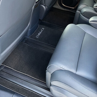 Коврики на Lynk & Co 900 2025 - 2026 в Екатеринбурге Коврики на Lynk & Co 900 2025 - 2026 в Екатеринбурге