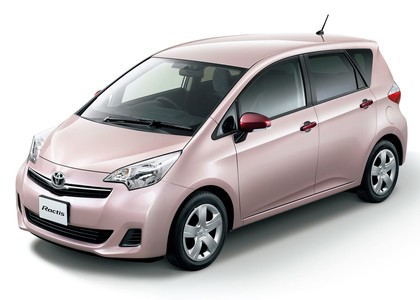 Ворсовые коврики на Toyota Ractis II 2010 - 2016 в Екатеринбурге