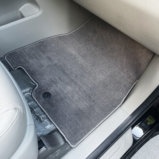 Коврики на KIA Carnival III 9 мест и 11 мест 2014 - 2021 в Екатеринбурге Коврики на KIA Carnival III 9 мест и 11 мест 2014 - 2021 в Екатеринбурге