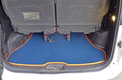 Ворсовые коврики на Nissan Serena (C25) 2005 - 2010 в Екатеринбурге