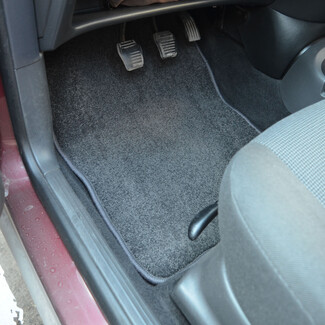 EVA коврики на Ford Focus I 1998 - 2005 в Екатеринбурге EVA коврики на Ford Focus I 1998 - 2005 в Екатеринбурге