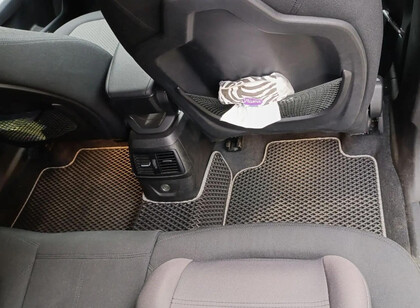 Ворсовые коврики на BMW 2 Gran Tourer (F46) 2015 - 2026 в Екатеринбурге Ворсовые коврики на BMW 2 Gran Tourer (F46) 2015 - 2026 в Екатеринбурге