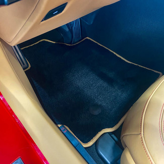Ворсовые коврики на Chevrolet Corvette 2013 - 2020 в Екатеринбурге